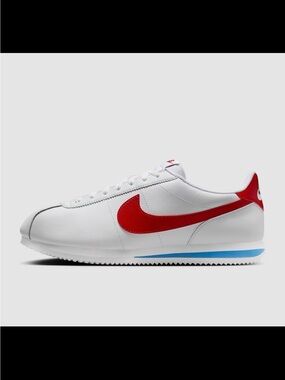 Nike White Leather Sneaker